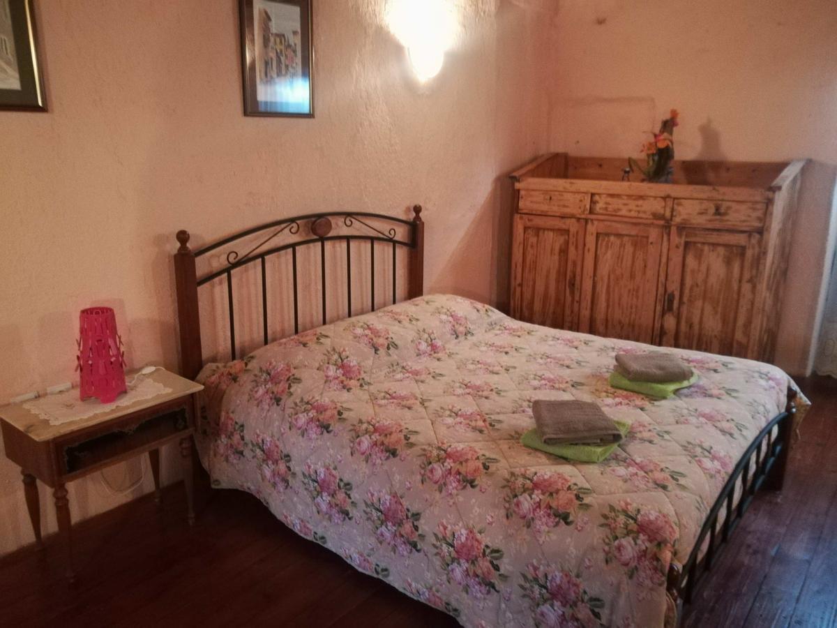 Apartamento Agroturizam Toni Motovun Exterior foto